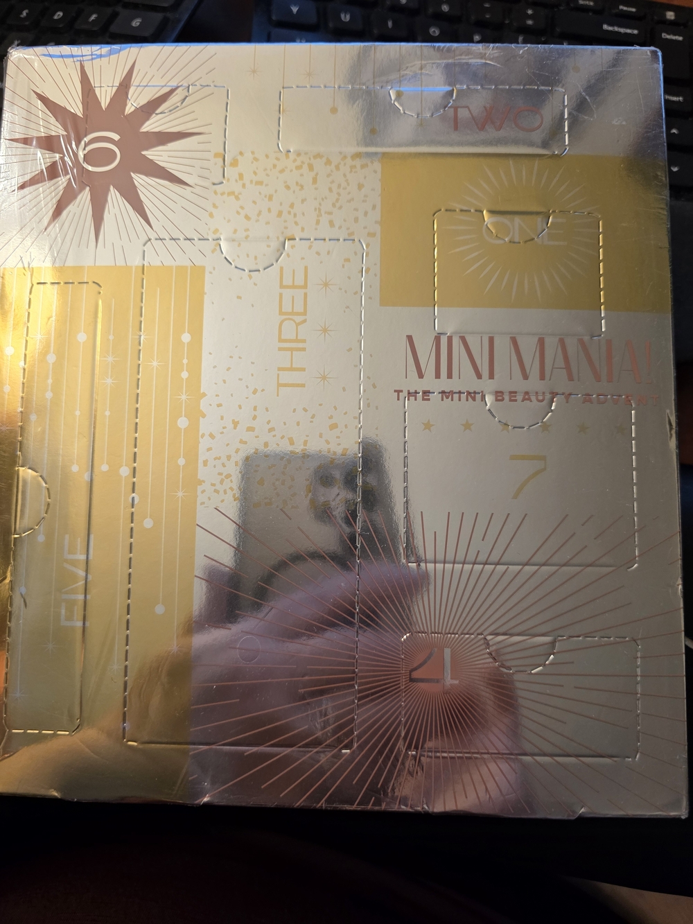 Advent Beauty Mani and Hair Calendar - Gold & Rose